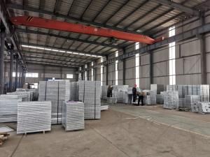 污水處理過程中黑色的玻璃鋼格柵板有什么作用？